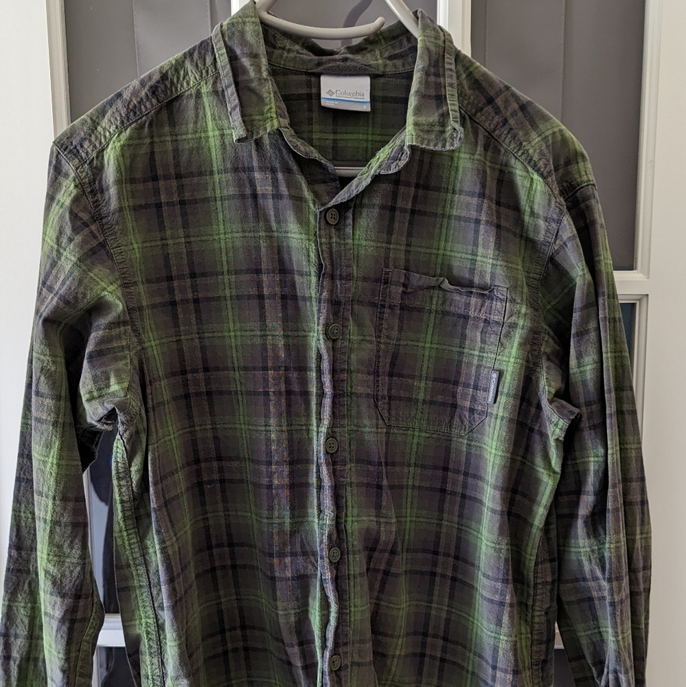 Men's Columbia LS Button shirt plaid small